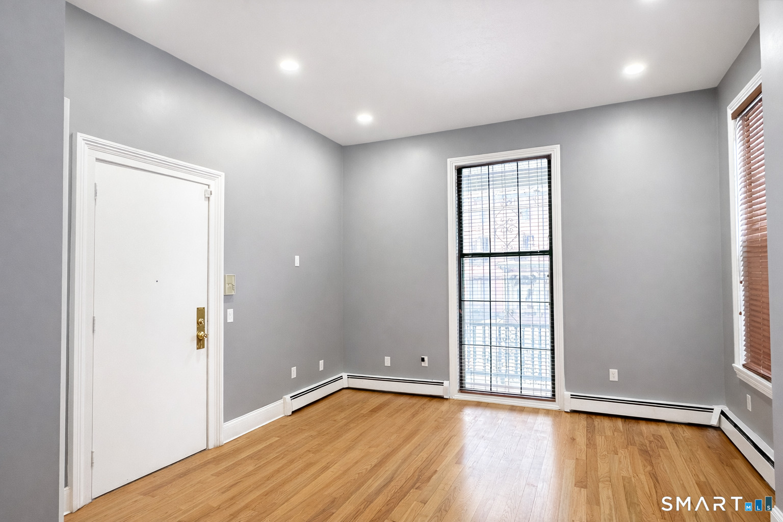 23 Charter Oak Place Hartford CT 06106