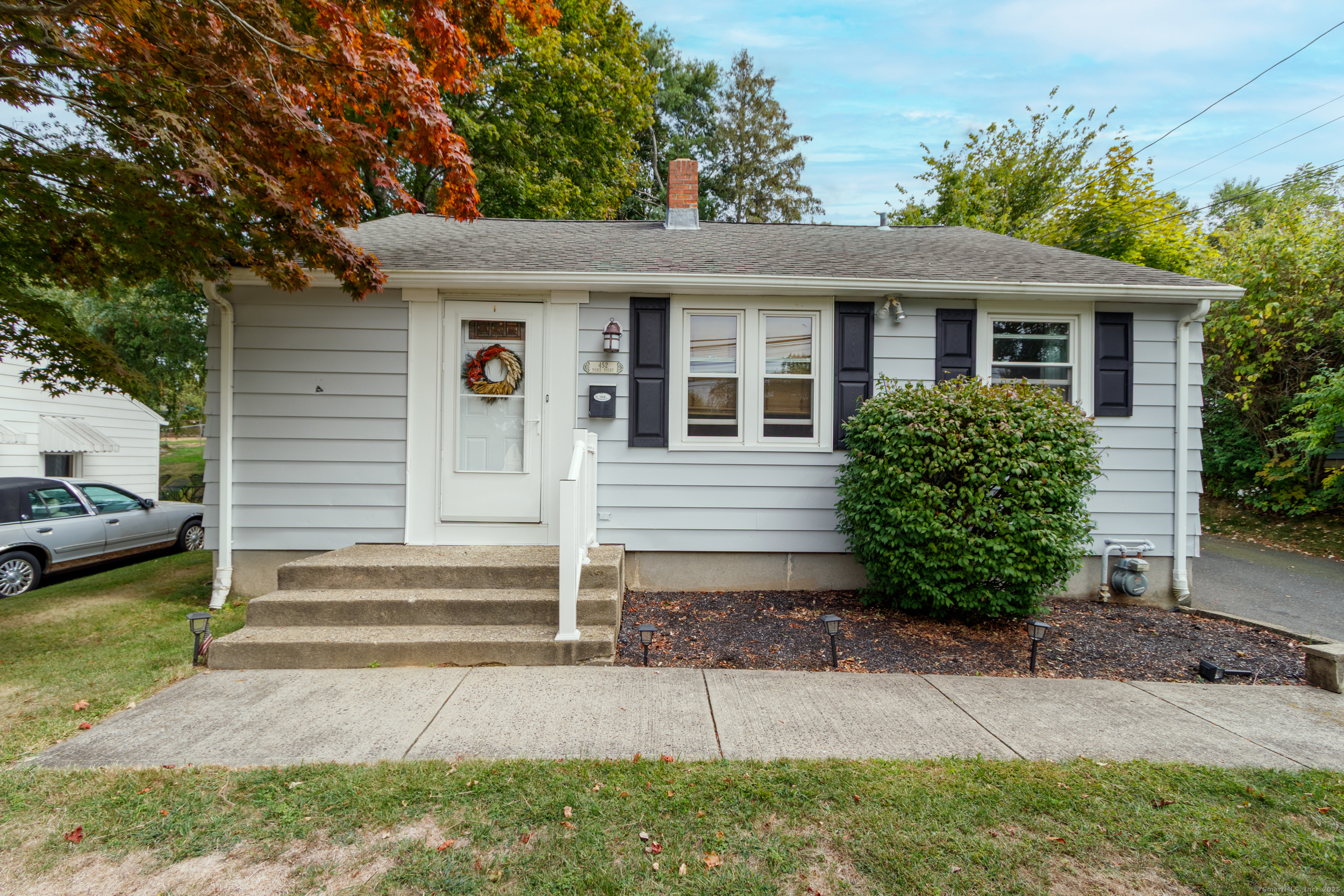 452 Pond Point Avenue Milford CT 06460