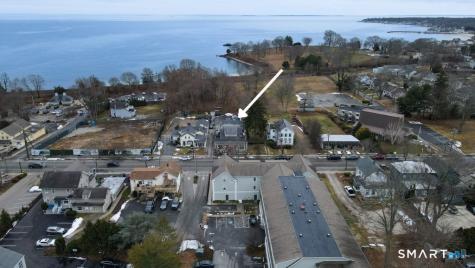 374 Main Street East Lyme CT 06357
