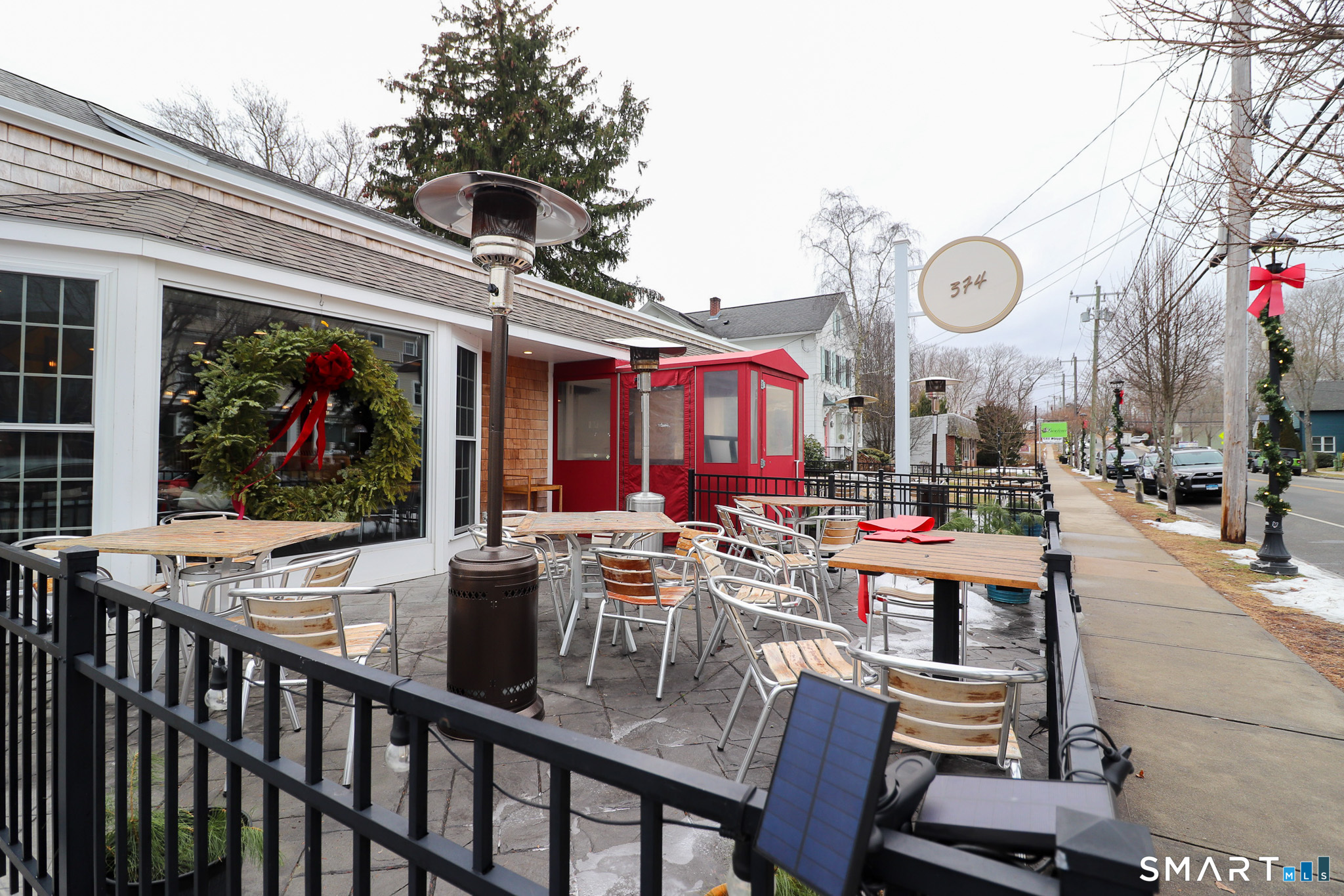 374 Main Street East Lyme CT 06357