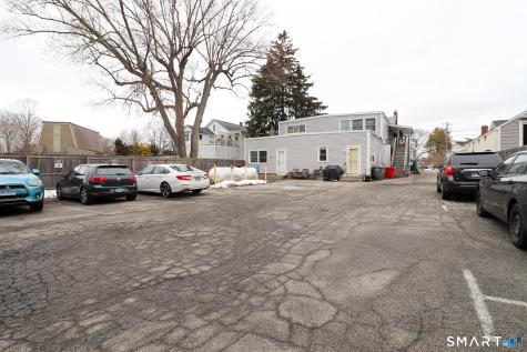 374 Main Street East Lyme CT 06357