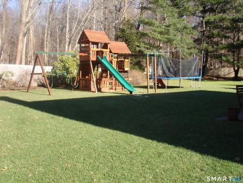 47 Barringer Road Darien CT 06820