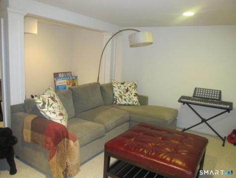 47 Barringer Road Darien CT 06820