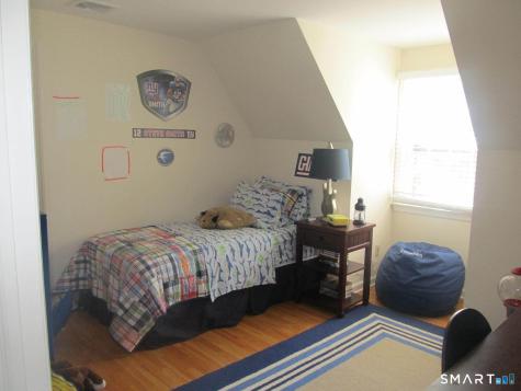 47 Barringer Road Darien CT 06820