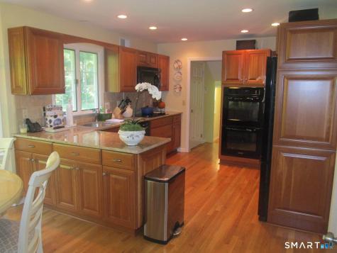 47 Barringer Road Darien CT 06820