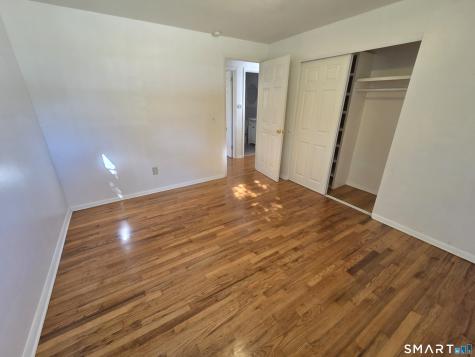 5 Liberty Road Montville CT 06370