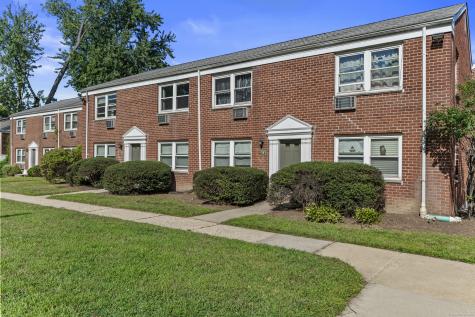 18 Hamilton Court Stamford CT 06902
