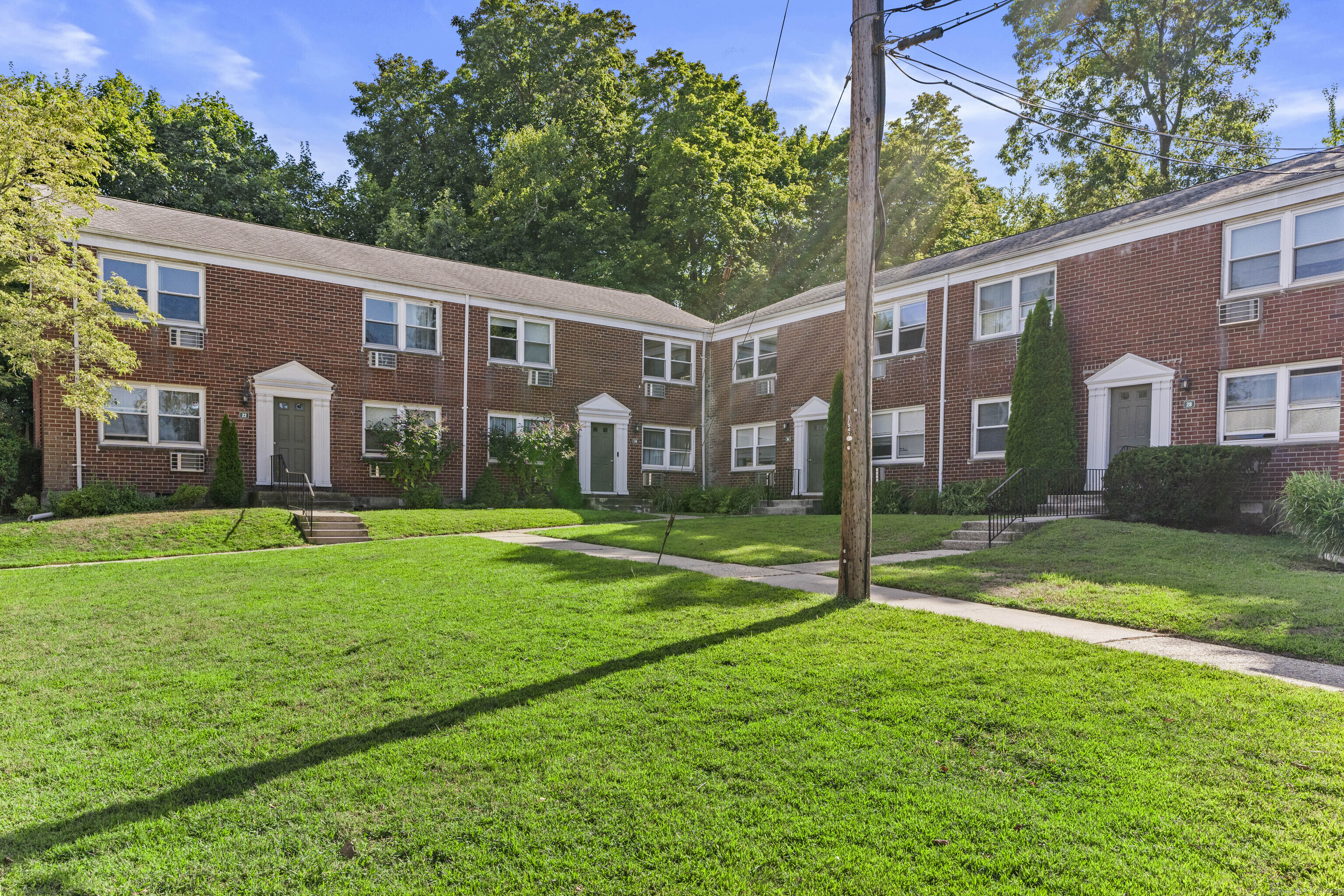18 Hamilton Court Stamford CT 06902