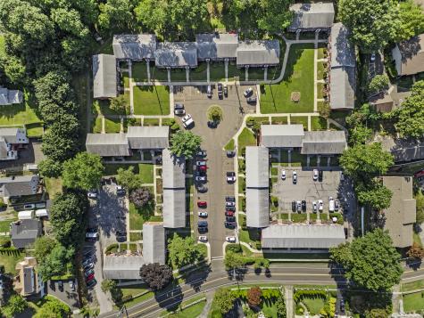 18 Hamilton Court Stamford CT 06902