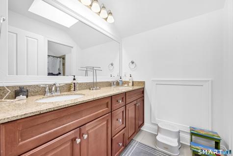 16 Bella Vista Drive Watertown CT 06795