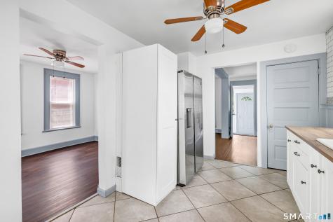 6 Alfred Court Stratford CT 06615