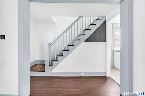 6 Alfred Court Stratford CT 06615