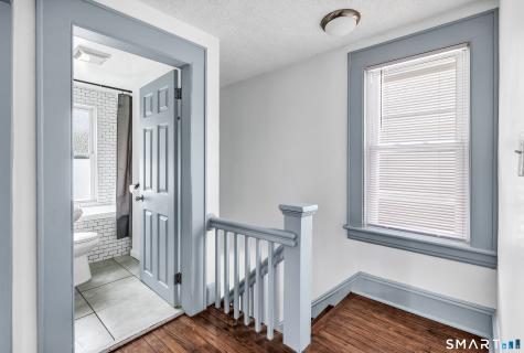 6 Alfred Court Stratford CT 06615