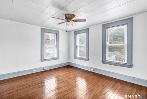 6 Alfred Court Stratford CT 06615