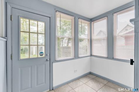 6 Alfred Court Stratford CT 06615