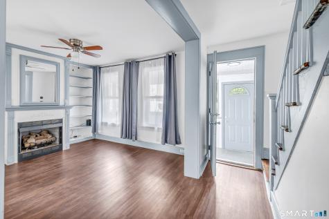 6 Alfred Court Stratford CT 06615