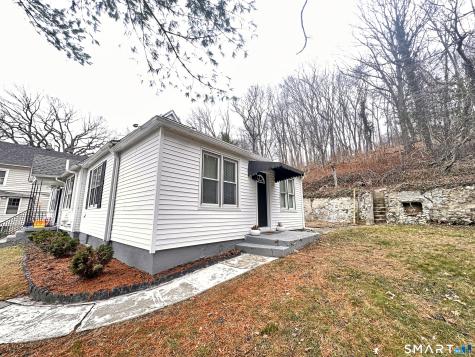 74 Mount Pleasant Street Derby CT 06418