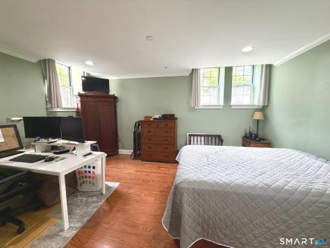 30 Schoolhouse Drive West Hartford CT 06110