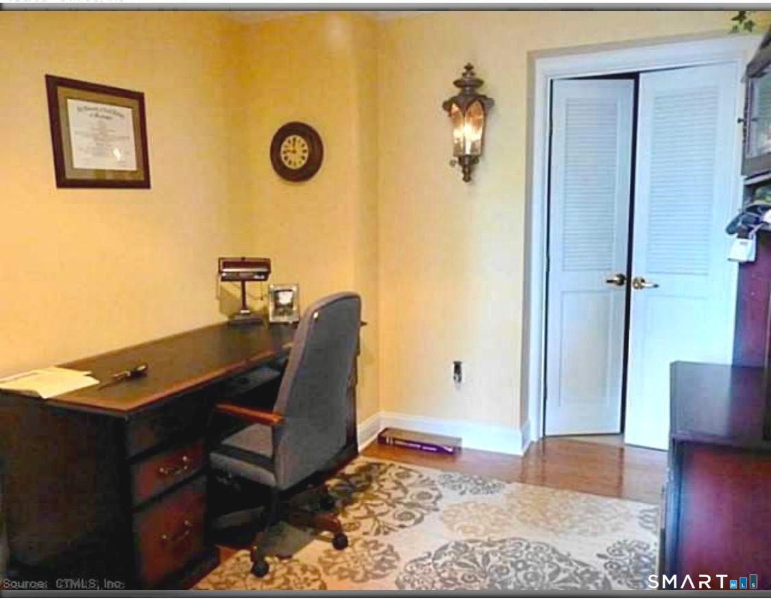 30 Schoolhouse Drive West Hartford CT 06110