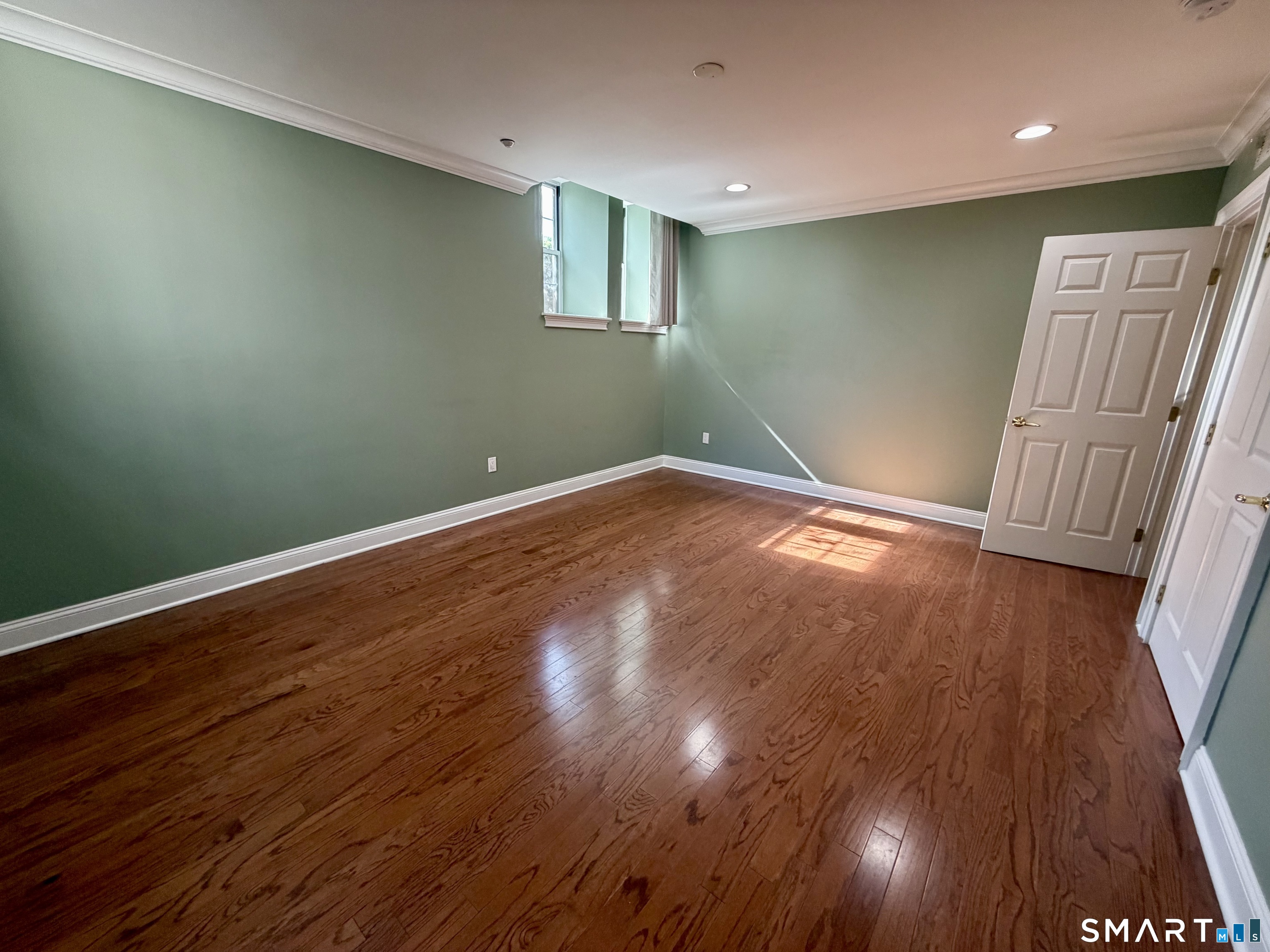30 Schoolhouse Drive West Hartford CT 06110