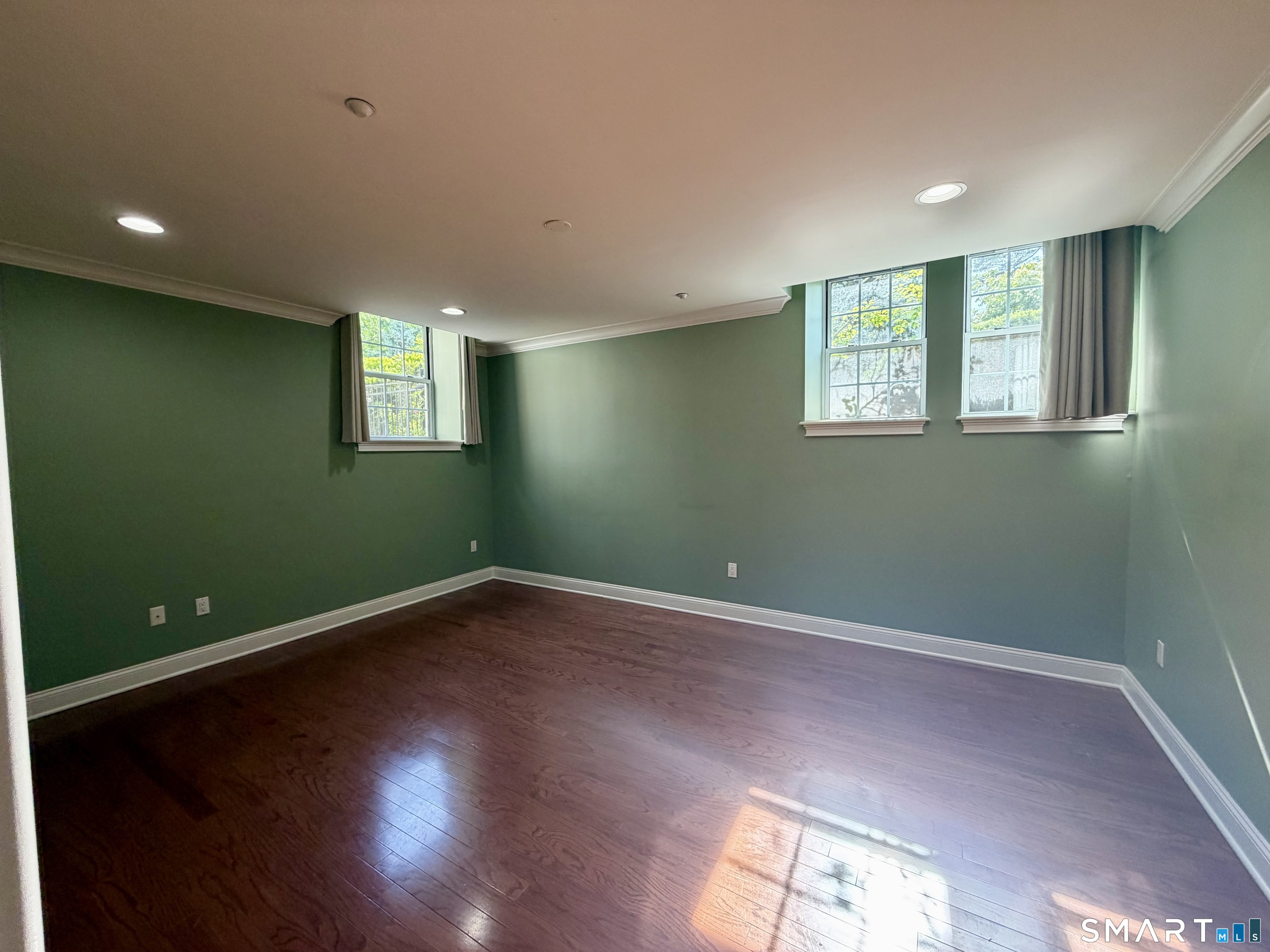 30 Schoolhouse Drive West Hartford CT 06110
