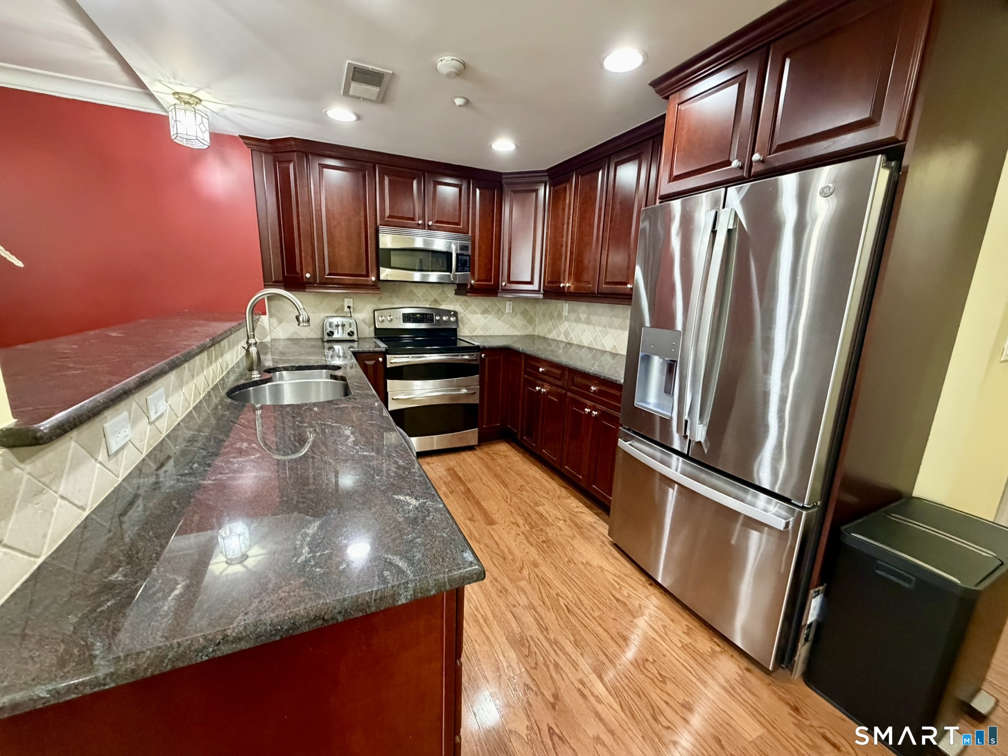 30 Schoolhouse Drive West Hartford CT 06110