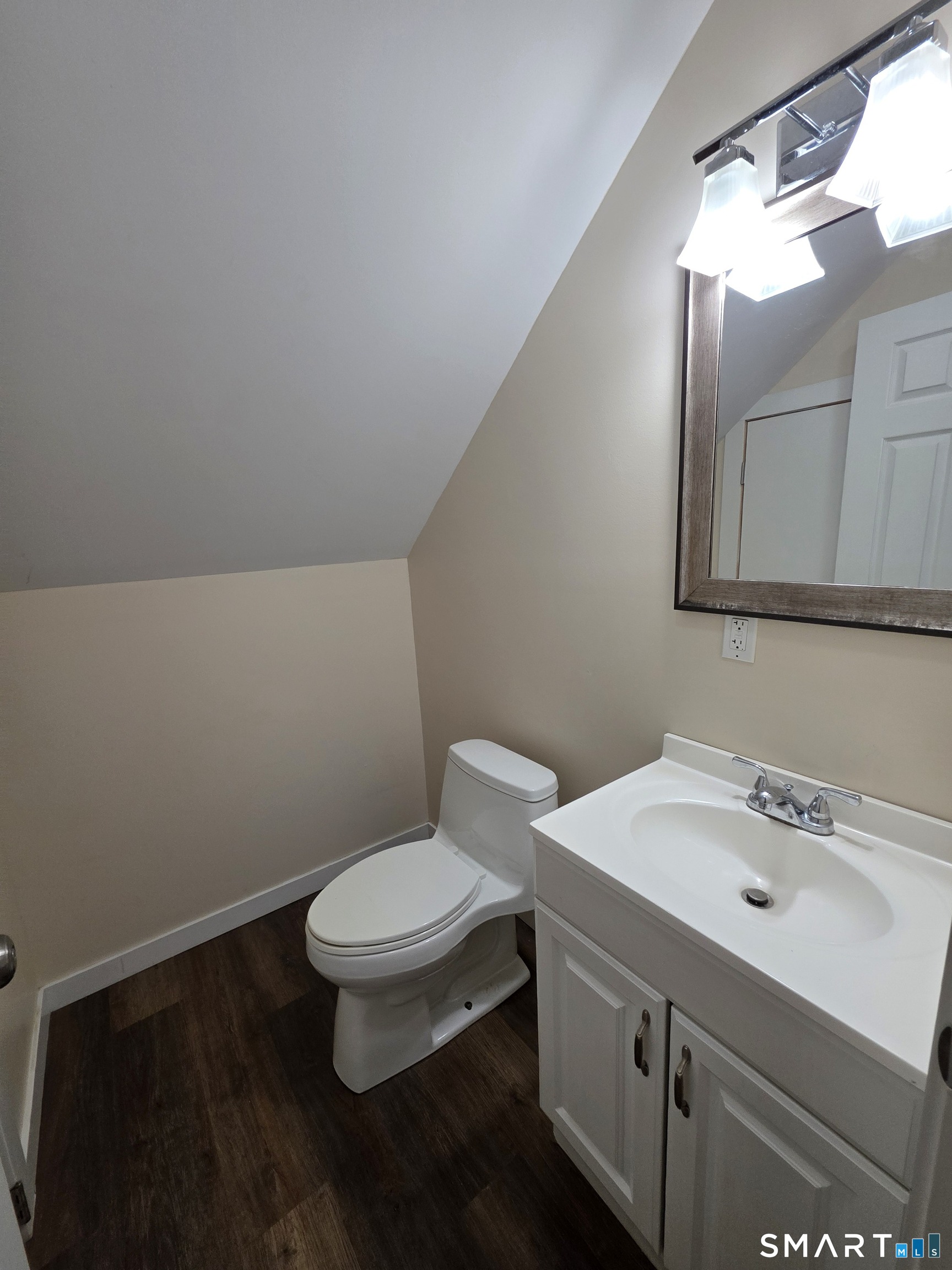 38 Bull Avenue Wallingford CT 06492