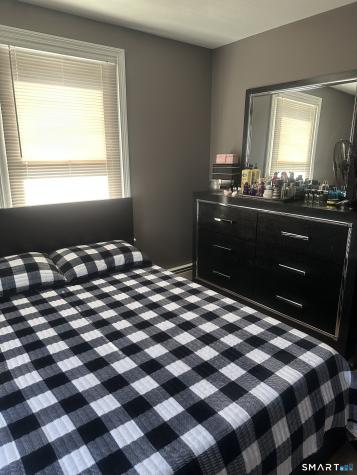433 Third Avenue West Haven CT 06516