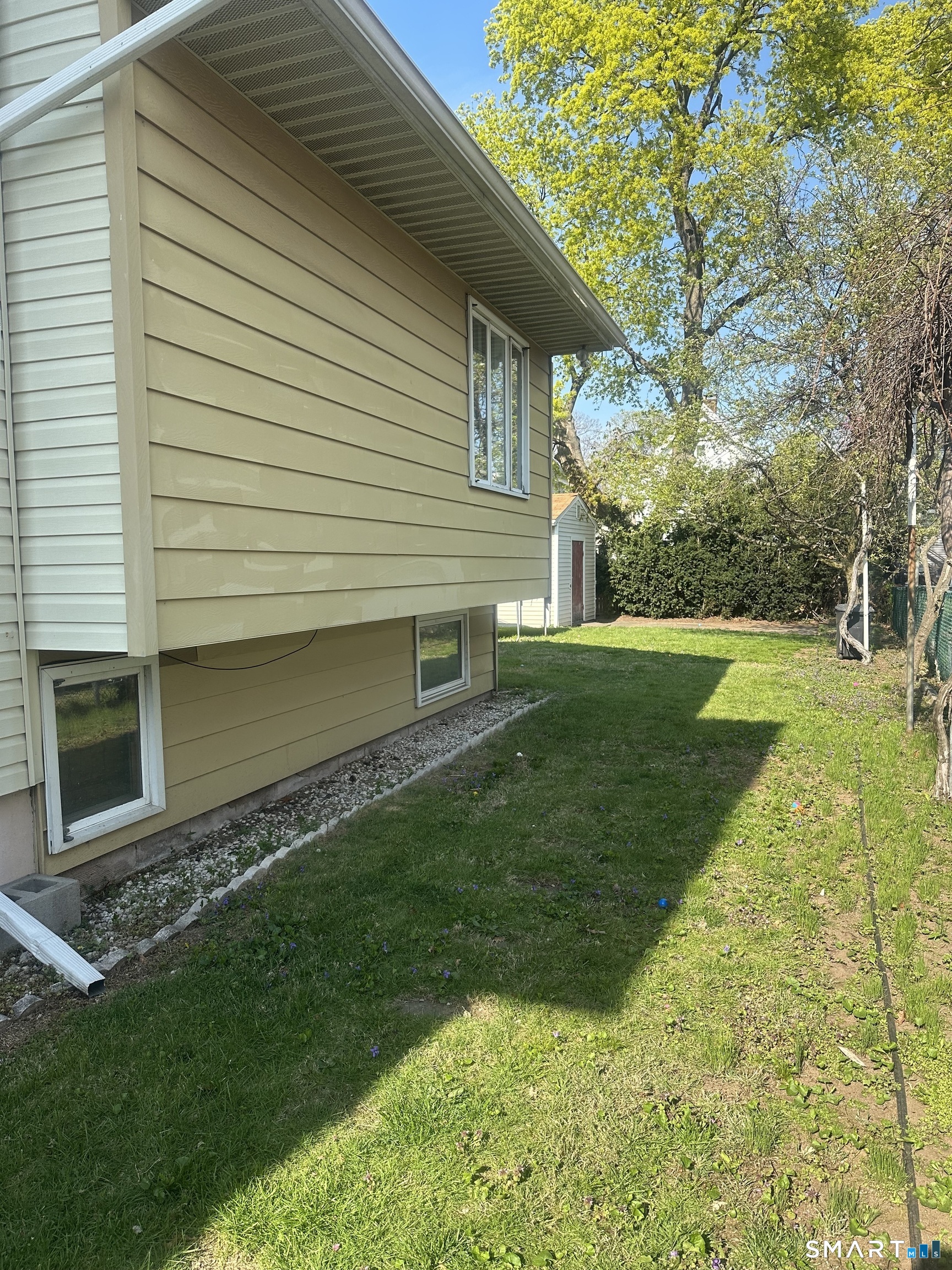 433 Third Avenue West Haven CT 06516