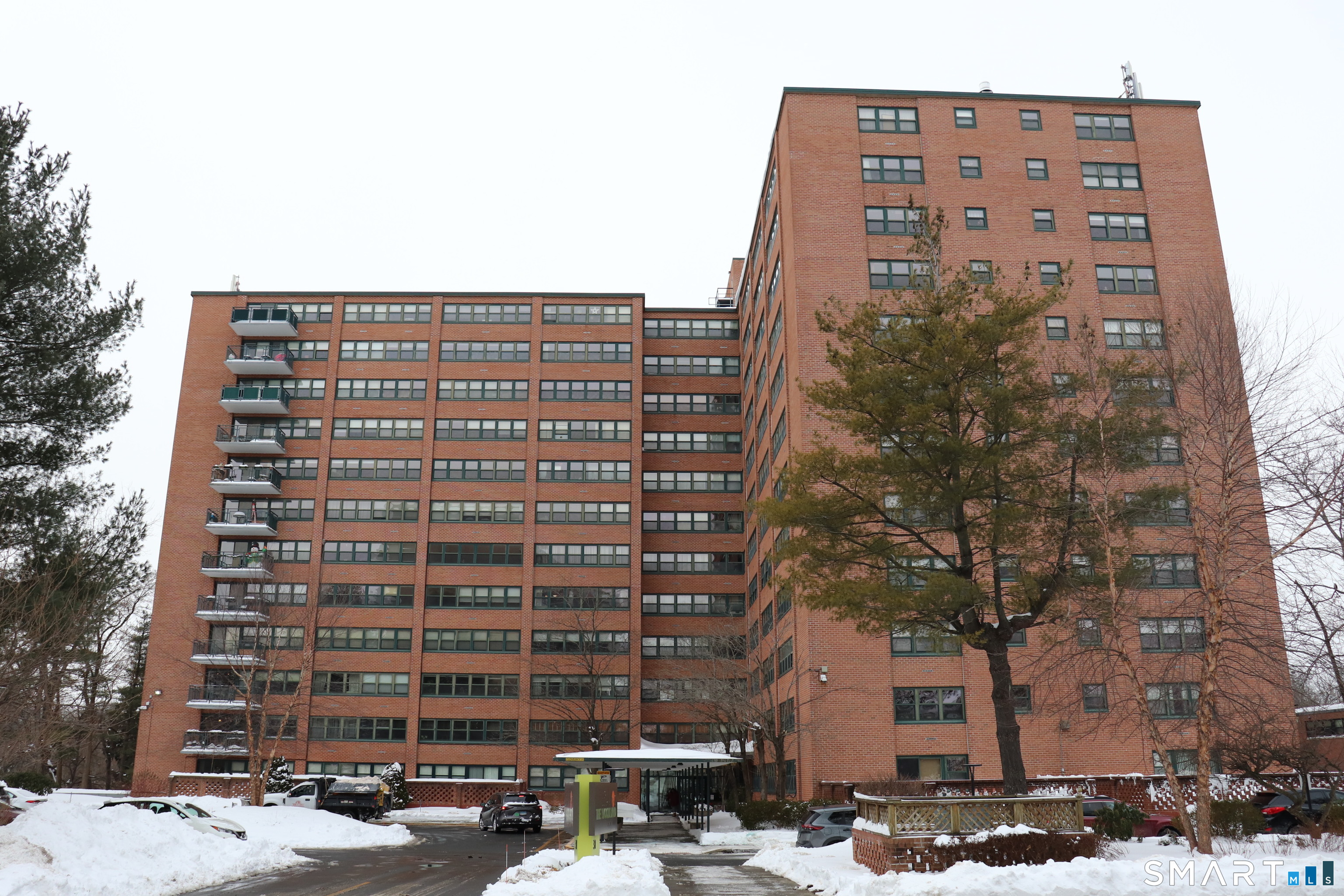 31 Woodland Street Hartford CT 06105