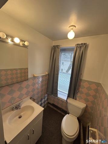 73 Peck Street Norwich CT 06360