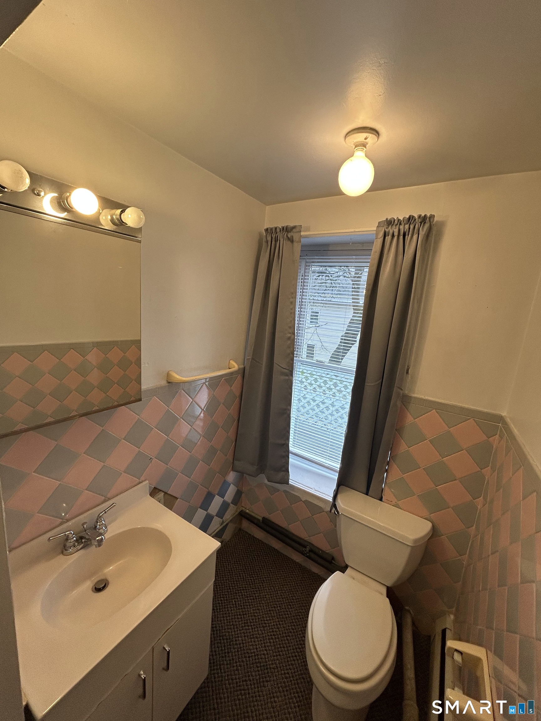 73 Peck Street Norwich CT 06360