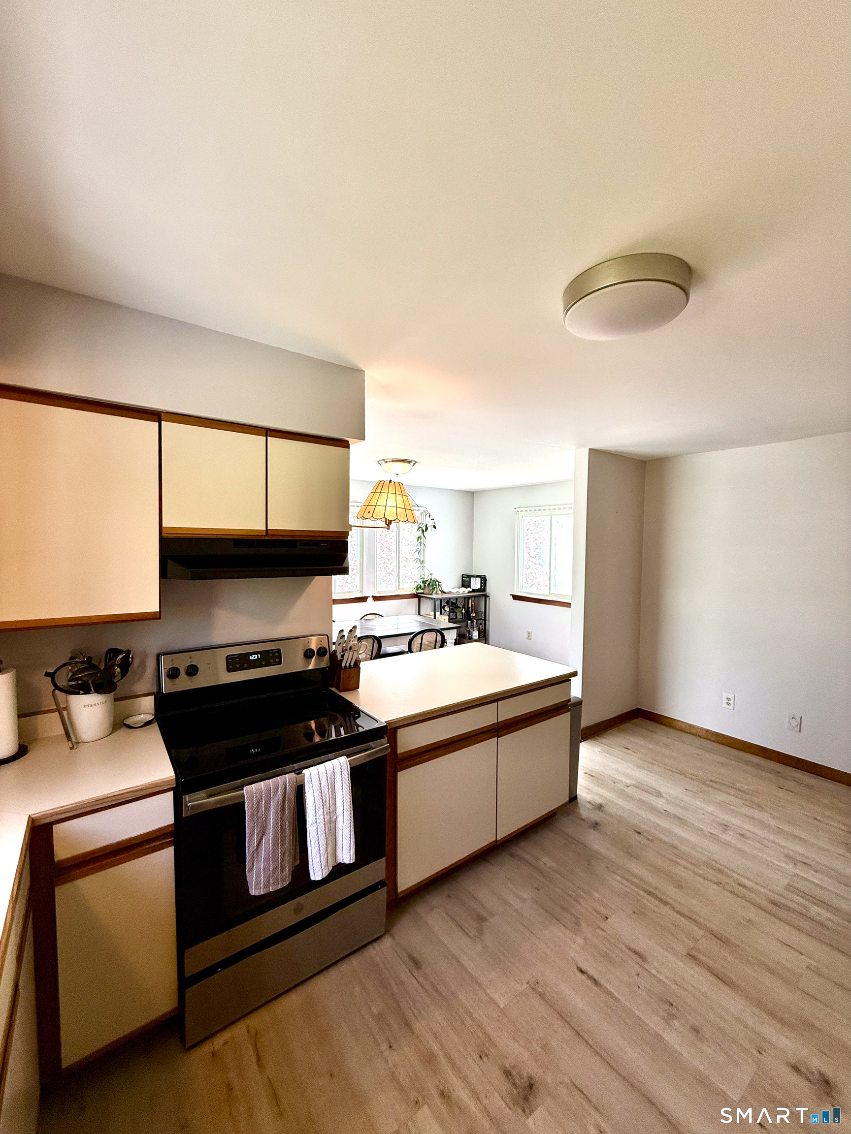 69 Northwest Drive Plainville CT 06062