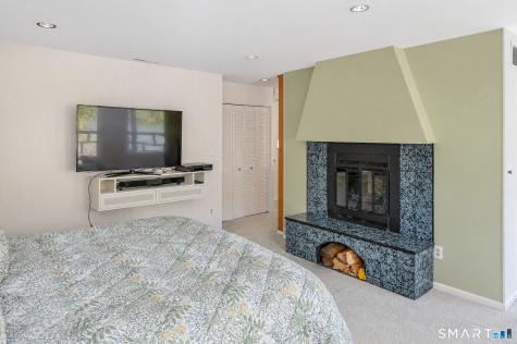 339 State Route 39 Route New Fairfield CT 06812
