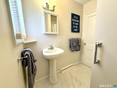 11 Bogus Hill Road New Fairfield CT 06812