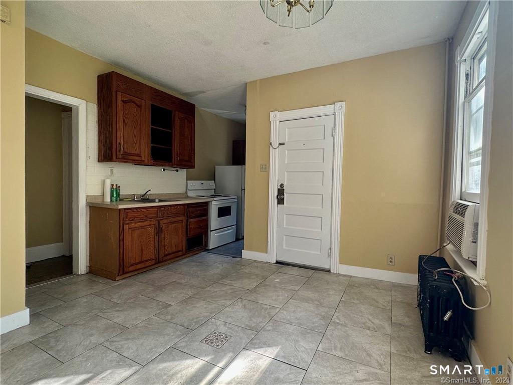 27 Union Street New Britain CT 06051