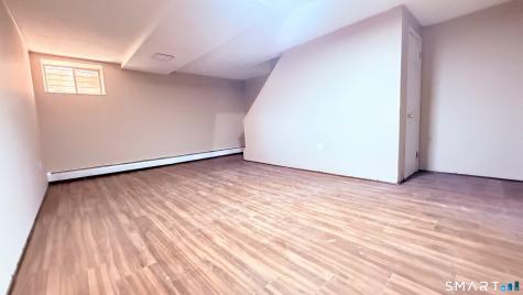 3 Camelot Drive Bloomfield CT 06002