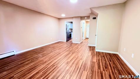 3 Camelot Drive Bloomfield CT 06002