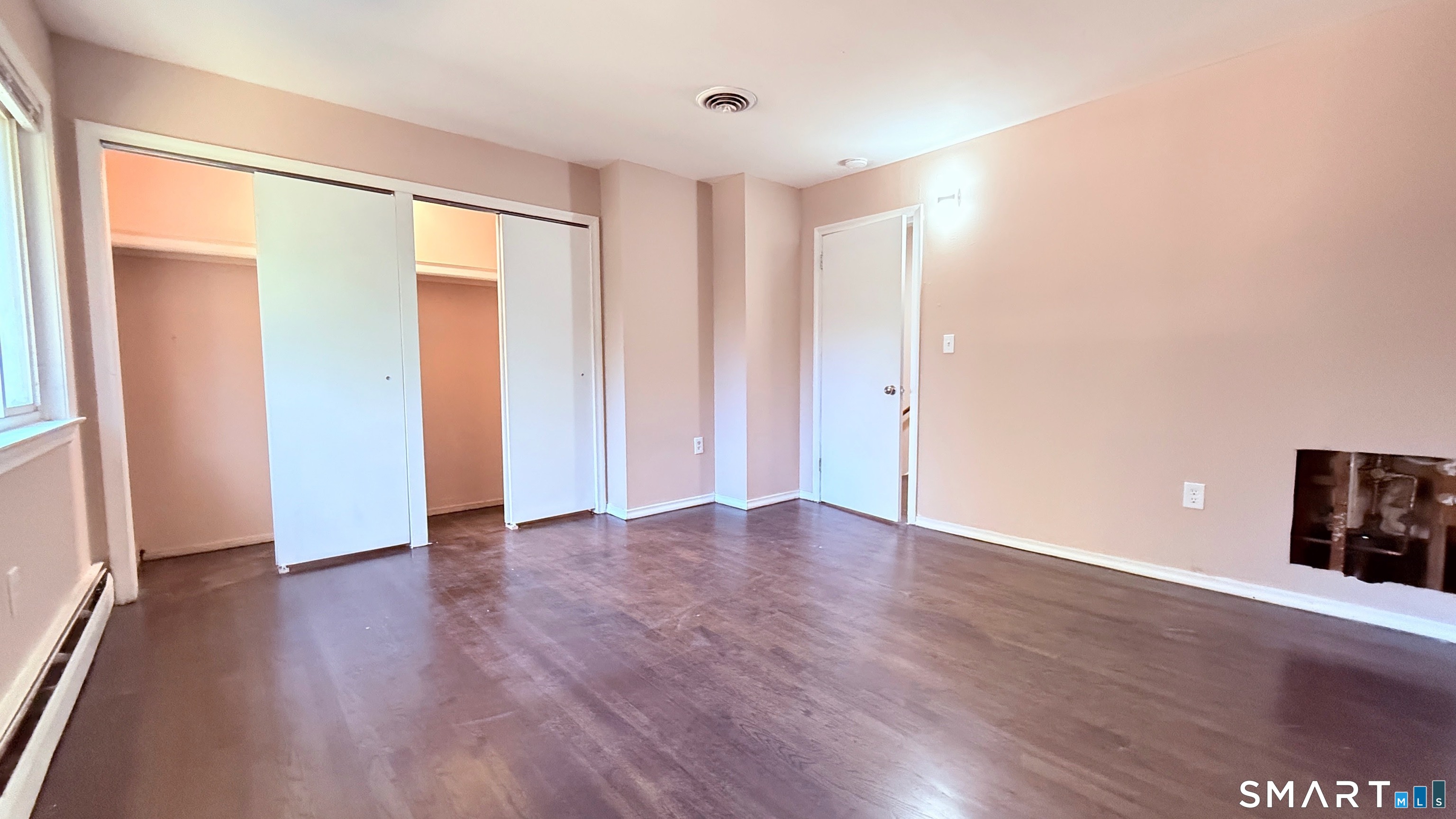 3 Camelot Drive Bloomfield CT 06002