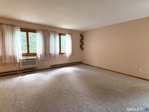 8 Pineview Drive Branford CT 06405