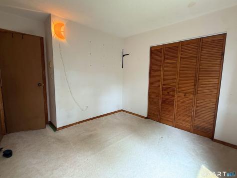 8 Pineview Drive Branford CT 06405