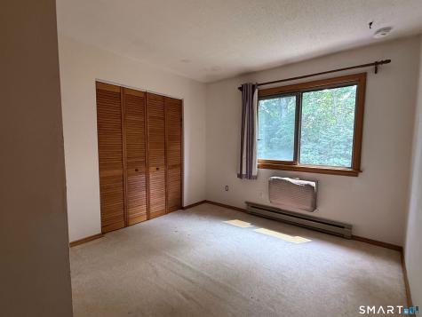 8 Pineview Drive Branford CT 06405