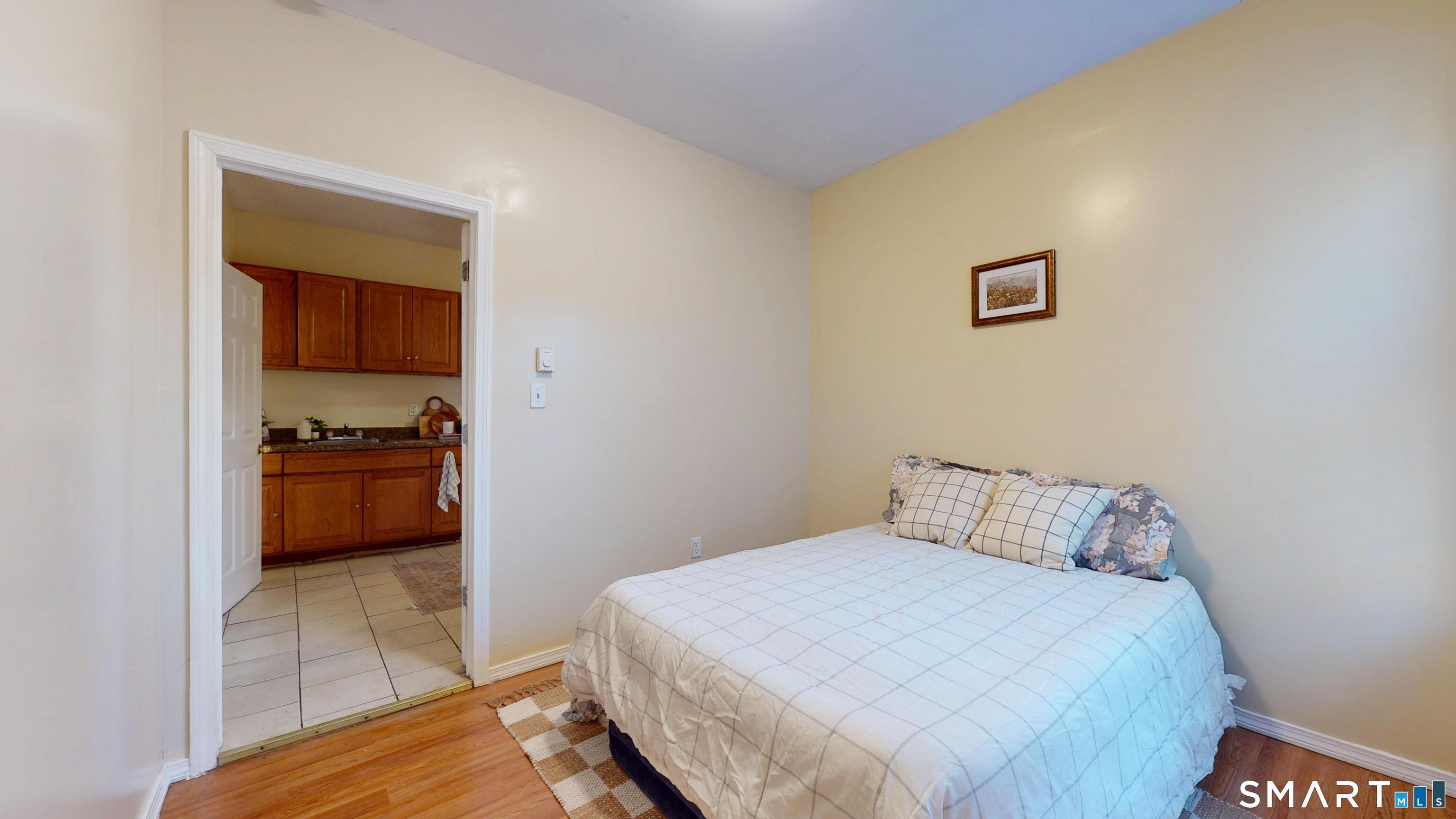 24 Madison Street Hartford CT 06106