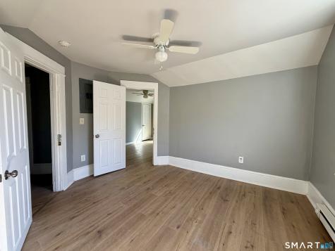 3 Hill Street Seymour CT 06483