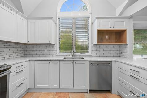 18 Windy Knolls Greenwich CT 06831