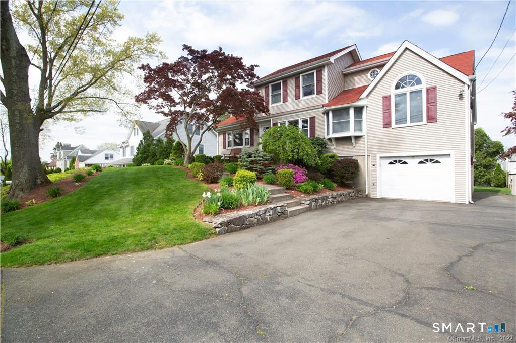 18 Windy Knolls Greenwich CT 06831