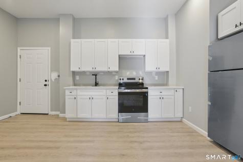 215 Bank Street New London CT 06320