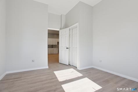 215 Bank Street New London CT 06320