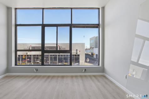 215 Bank Street New London CT 06320