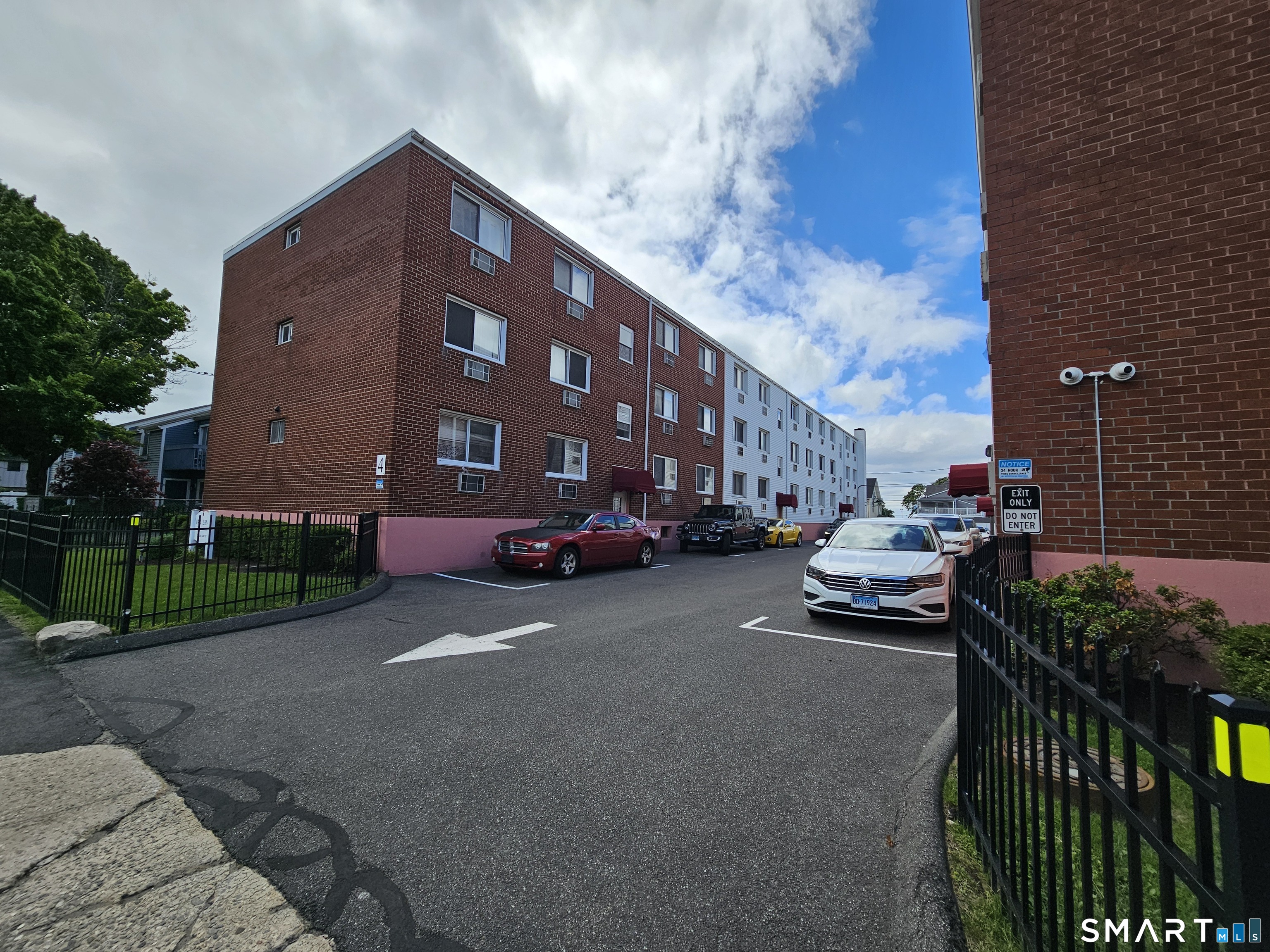 4 Van Zant Street Norwalk CT 06855